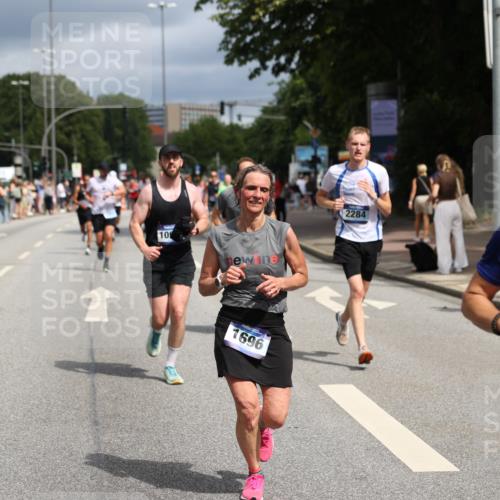 29.06.2025 - hella hamburg halbmarathon Yannick Fuchs http://msf.ph/oto/8176978 29.06.2025 10:42:02 20KM 1604, 1613, 1696, 2213, 2284, 2340, 2708, 2839, 2869, 2953, 3976, 4377, 4528, 4601, 5022, 5528, 6009, 6134, 6836, 7599, 8234, 8927, 9544, 9626, 10969, 10988, 11283, 11961, 12679, 12685, 12870, 13007, 13672, 13948, 14383, 14618, 14619, 14730, 15333, 15478, 15479, 16205, 17172, 17451, 17905, 17915, 17979, 18104, 18430, 18758, 18856, 18922, 18974, 19181 meine-sportfotos.de