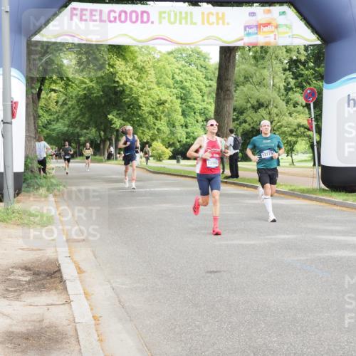 29.06.2025 - hella hamburg halbmarathon MichiJ http://msf.ph/oto/8177001 29.06.2025 10:16:37 Zwischen KM18-KM19 7380, 12992, 13779, 17040, 17258 meine-sportfotos.de