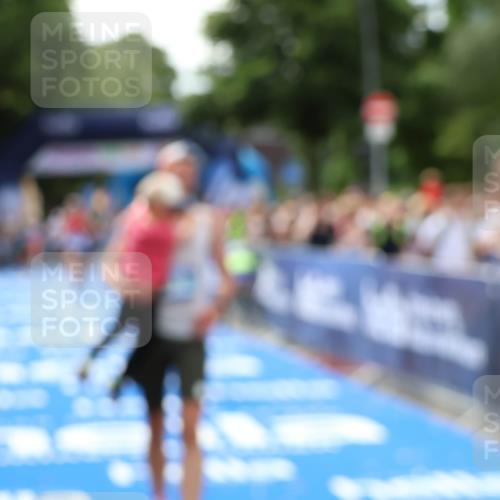 29.06.2025 - hella hamburg halbmarathon Zöllner http://msf.ph/oto/8177049 29.06.2025 10:38:13 Ziel 2849, 5091, 7743, 14688, 15382, 17623, 18986 meine-sportfotos.de