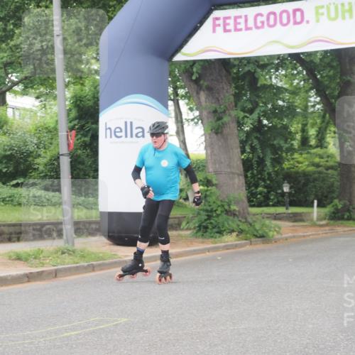 29.06.2025 - hella hamburg halbmarathon KatJ http://msf.ph/oto/8177105 29.06.2025 09:21:23 Zwischen KM18-KM19  meine-sportfotos.de