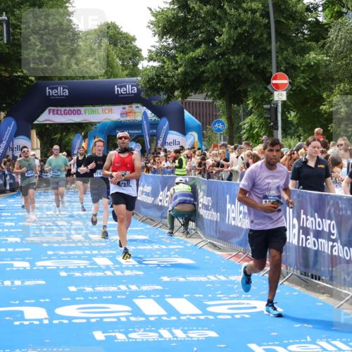 29.06.2025 - hella hamburg halbmarathon Zöllner http://msf.ph/oto/8177156 29.06.2025 10:38:17 Ziel 1688, 2849, 5091, 7743, 8002, 14688, 18584, 18986 meine-sportfotos.de