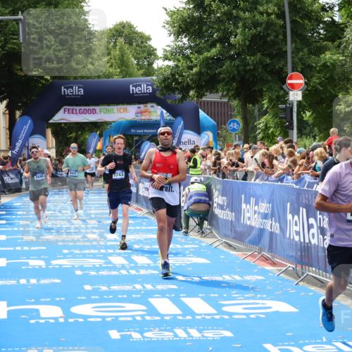 29.06.2025 - hella hamburg halbmarathon Zöllner http://msf.ph/oto/8177178 29.06.2025 10:38:17 Ziel 1688, 2849, 5091, 7743, 8002, 14688, 18584, 18986 meine-sportfotos.de