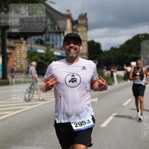 29.06.2025 - hella hamburg halbmarathon Yannick Fuchs http://msf.ph/oto/8177250 29.06.2025 10:42:08 20KM 1320, 1613, 1696, 2213, 2284, 2340, 2708, 2953, 3747, 4324, 4528, 4601, 5024, 5362, 5528, 5915, 6009, 6836, 7599, 8234, 8927, 9262, 9544, 9626, 10969, 11211, 11283, 11961, 12685, 13007, 13948, 14383, 14618, 14619, 14730, 15309, 15333, 15478, 15479, 15808, 16149, 16205, 17451, 17905, 17915, 17979, 18104, 18206, 18430, 18758, 18836, 18922, 18963, 18974, 19181 meine-sportfotos.de