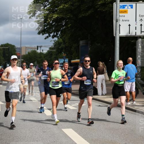 29.06.2025 - hella hamburg halbmarathon Yannick Fuchs http://msf.ph/oto/8177342 29.06.2025 10:42:09 20KM 1320, 1613, 1696, 2213, 2284, 2340, 2708, 2953, 3747, 4324, 4528, 4601, 5024, 5362, 5528, 5915, 6009, 6836, 7599, 8234, 8927, 9262, 9544, 9626, 10969, 11211, 11283, 11961, 12685, 13007, 13948, 14383, 14618, 14619, 15309, 15333, 15478, 15479, 15735, 15808, 16149, 16205, 17451, 17905, 18104, 18206, 18430, 18758, 18836, 18922, 18963, 18974, 19181 meine-sportfotos.de