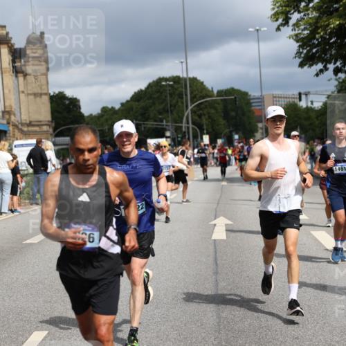 29.06.2025 - hella hamburg halbmarathon Yannick Fuchs http://msf.ph/oto/8177437 29.06.2025 10:42:10 20KM 1320, 1696, 2213, 2284, 2340, 2708, 2953, 3747, 4324, 4528, 4601, 5024, 5362, 5528, 5915, 6009, 6836, 7599, 8234, 8927, 9262, 9544, 9626, 10969, 11211, 11961, 12685, 13007, 13948, 14383, 14618, 14619, 14797, 15309, 15333, 15478, 15479, 15735, 15808, 16149, 16205, 17451, 17905, 18104, 18206, 18430, 18758, 18836, 18922, 18963, 18974, 19181 meine-sportfotos.de