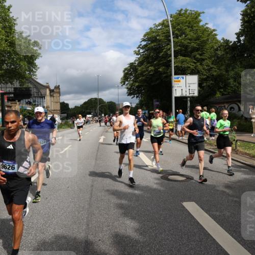 29.06.2025 - hella hamburg halbmarathon Yannick Fuchs http://msf.ph/oto/8177460 29.06.2025 10:42:11 20KM 1320, 2213, 2284, 2340, 2708, 2953, 3747, 4324, 4528, 4601, 5024, 5362, 5528, 5915, 6009, 6836, 7599, 8234, 8927, 9262, 9538, 9544, 9626, 10969, 11211, 11961, 12685, 13007, 13948, 14383, 14618, 14619, 14797, 15309, 15333, 15478, 15479, 15735, 15808, 16149, 16205, 17905, 18104, 18206, 18430, 18758, 18790, 18836, 18922, 18963, 18974, 19181 meine-sportfotos.de