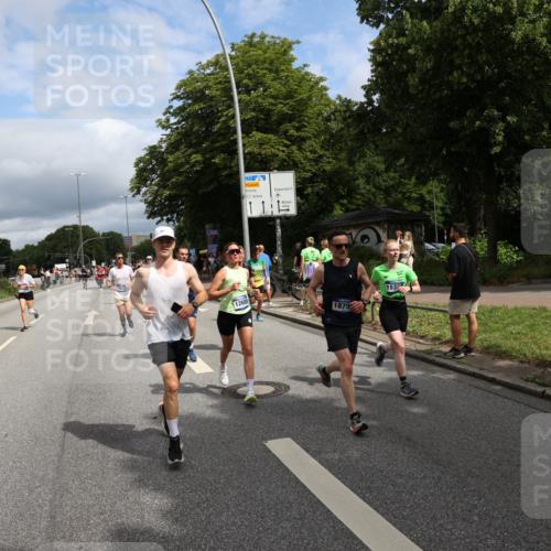 29.06.2025 - hella hamburg halbmarathon Yannick Fuchs http://msf.ph/oto/8177529 29.06.2025 10:42:11 20KM 1320, 2213, 2284, 2340, 2708, 2953, 3747, 4324, 4528, 4601, 5024, 5362, 5528, 5915, 6009, 6836, 7599, 8234, 8927, 9262, 9538, 9544, 9626, 10969, 11211, 11961, 12685, 13007, 13948, 14383, 14618, 14619, 14797, 15309, 15333, 15478, 15479, 15735, 15808, 16149, 16205, 17905, 18104, 18206, 18430, 18758, 18790, 18836, 18922, 18963, 18974, 19181 meine-sportfotos.de