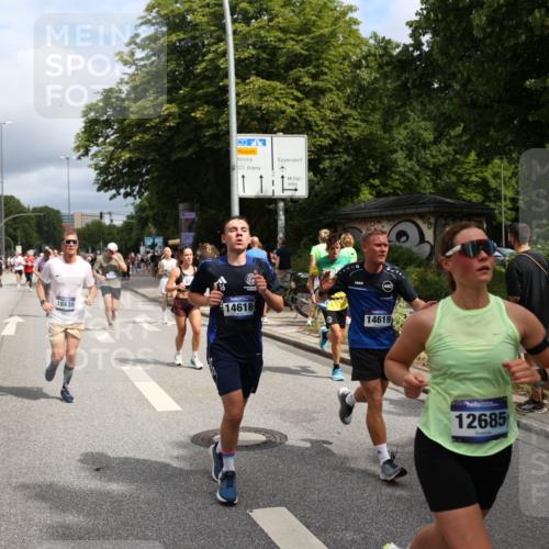 29.06.2025 - hella hamburg halbmarathon Yannick Fuchs http://msf.ph/oto/8177571 29.06.2025 10:42:12 20KM 1320, 2213, 2284, 2340, 2708, 2953, 3747, 4324, 4528, 4601, 5024, 5362, 5528, 5915, 6009, 6836, 7599, 8234, 8927, 9262, 9538, 9544, 9626, 11211, 11961, 12549, 12685, 13007, 13948, 14383, 14618, 14619, 14797, 15309, 15333, 15478, 15479, 15735, 15808, 16149, 16205, 17905, 18206, 18430, 18476, 18758, 18790, 18836, 18922, 18963, 18974, 19181 meine-sportfotos.de