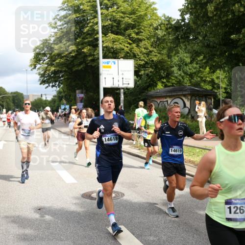 29.06.2025 - hella hamburg halbmarathon Yannick Fuchs http://msf.ph/oto/8177578 29.06.2025 10:42:12 20KM 1320, 2213, 2284, 2340, 2708, 2953, 3747, 4324, 4528, 4601, 5024, 5362, 5528, 5915, 6009, 6836, 7599, 8234, 8927, 9262, 9538, 9544, 9626, 11211, 11961, 12549, 12685, 13007, 13948, 14383, 14618, 14619, 14797, 15309, 15333, 15478, 15479, 15735, 15808, 16149, 16205, 17905, 18206, 18430, 18476, 18758, 18790, 18836, 18922, 18963, 18974, 19181 meine-sportfotos.de
