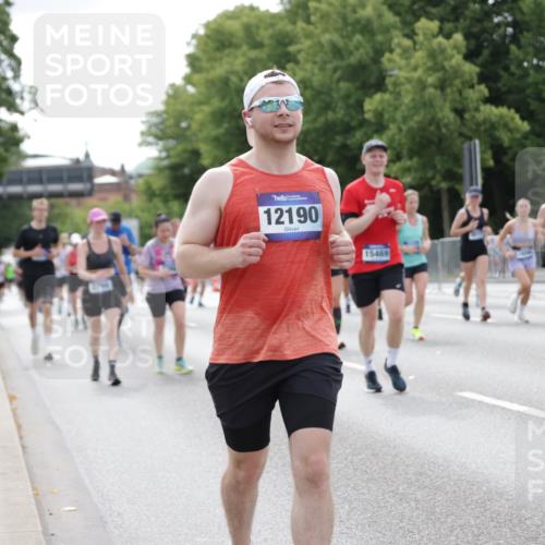 29.06.2025 - hella hamburg halbmarathon Jannik Wohlers http://msf.ph/oto/8177689 29.06.2025 10:22:31 Lombardsbrücke 1029, 1853, 2766, 3003, 3029, 3034, 5223, 5629, 6578, 6784, 6785, 7266, 7891, 9133, 9913, 10205, 10826, 12190, 13560, 13921, 14041, 14525, 14801, 15469, 16565, 16566, 16618, 16801, 16863, 17657 meine-sportfotos.de