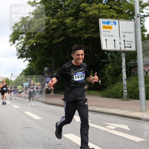 29.06.2025 - hella hamburg halbmarathon Yannick Fuchs http://msf.ph/oto/8177722 29.06.2025 10:28:07 20KM 1910, 1959, 2746, 2836, 4602, 4679, 4749, 6473, 7723, 8956, 10453, 12290, 14167, 14466, 14975, 16881, 16931, 17056, 17151, 17175, 17802, 18455, 18679, 18687, 18731, 18854 meine-sportfotos.de