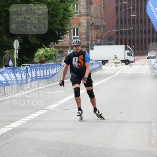 29.06.2025 - hella hamburg halbmarathon Strokosch-Dieckow http://msf.ph/oto/8177763 29.06.2025 09:19:17 Ziel 20091 meine-sportfotos.de