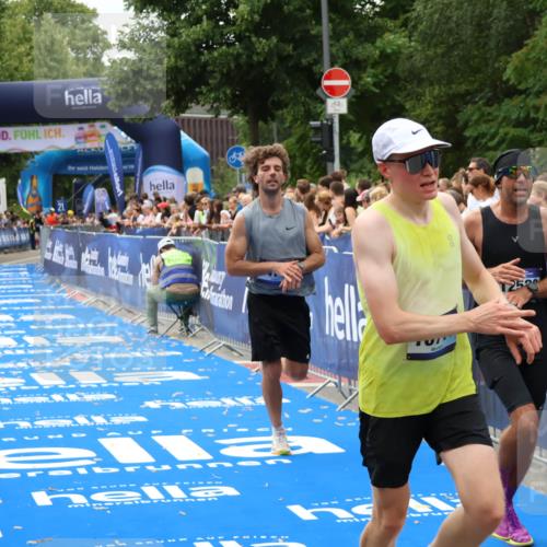 29.06.2025 - hella hamburg halbmarathon Zöllner http://msf.ph/oto/8177780 29.06.2025 10:28:29 Ziel 5328, 12529, 14140, 16711, 17374 meine-sportfotos.de