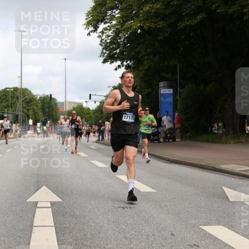 29.06.2025 - hella hamburg halbmarathon Yannick Fuchs http://msf.ph/oto/8177907 29.06.2025 10:28:10 20KM 1910, 1959, 2746, 2836, 4602, 4679, 4749, 6473, 7723, 8956, 10453, 12290, 14167, 14466, 14975, 15326, 16755, 16881, 16931, 17056, 17175, 17802, 18455, 18687, 18731, 18854 meine-sportfotos.de
