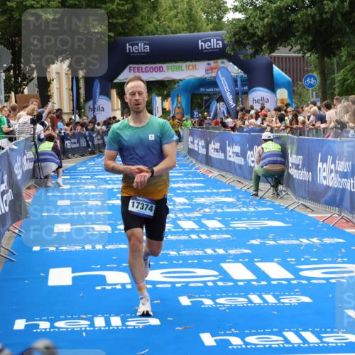 29.06.2025 - hella hamburg halbmarathon Zöllner http://msf.ph/oto/8177945 29.06.2025 10:28:36 Ziel 17374 meine-sportfotos.de