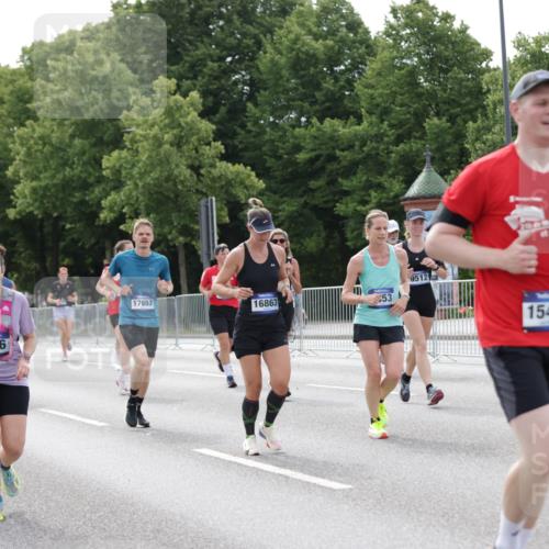 29.06.2025 - hella hamburg halbmarathon Jannik Wohlers http://msf.ph/oto/8177984 29.06.2025 10:22:33 Lombardsbrücke 1029, 1853, 2766, 3003, 3029, 3034, 4190, 4266, 5629, 6578, 6784, 6785, 7266, 7891, 9133, 9913, 10205, 10826, 12025, 12190, 12265, 13560, 13921, 14041, 14525, 14801, 15469, 16565, 16566, 16618, 16801, 16863, 17657 meine-sportfotos.de