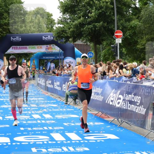 29.06.2025 - hella hamburg halbmarathon Zöllner http://msf.ph/oto/8178022 29.06.2025 10:28:44 Ziel 1953, 3968, 6090, 10222, 15655, 17213, 17428 meine-sportfotos.de