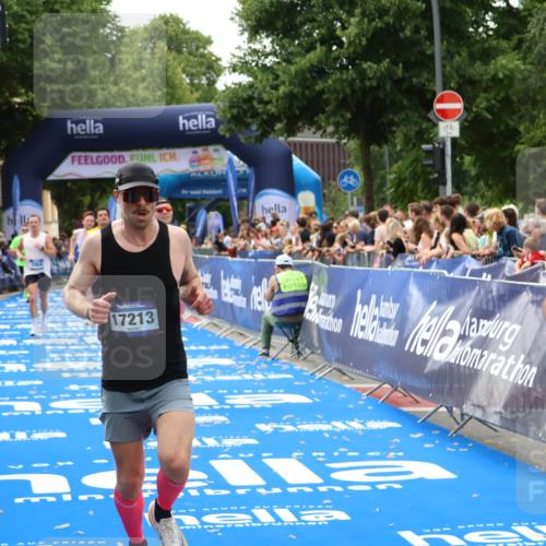 29.06.2025 - hella hamburg halbmarathon Zöllner http://msf.ph/oto/8178072 29.06.2025 10:28:45 Ziel 1953, 3968, 6090, 10222, 15655, 17213, 17428 meine-sportfotos.de