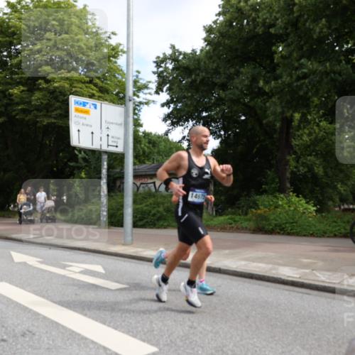 29.06.2025 - hella hamburg halbmarathon Yannick Fuchs http://msf.ph/oto/8178446 29.06.2025 10:28:21 20KM 1053, 1910, 1959, 2243, 2746, 2836, 4246, 4602, 5193, 6473, 8956, 13618, 14289, 14310, 14466, 14784, 14975, 15268, 15326, 15887, 16724, 16755, 16881, 16931, 17802, 18455, 18687, 18731, 18854 meine-sportfotos.de