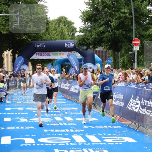29.06.2025 - hella hamburg halbmarathon Zöllner http://msf.ph/oto/8178476 29.06.2025 10:38:58 Ziel 2980, 3136, 3783, 8958, 13137, 15257, 15561, 15873, 17722 meine-sportfotos.de