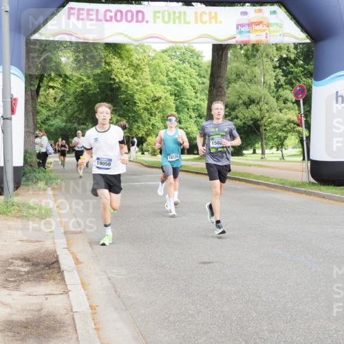 29.06.2025 - hella hamburg halbmarathon MichiJ http://msf.ph/oto/8178502 29.06.2025 10:16:56 Zwischen KM18-KM19 15023, 18124, 18692, 19050 meine-sportfotos.de