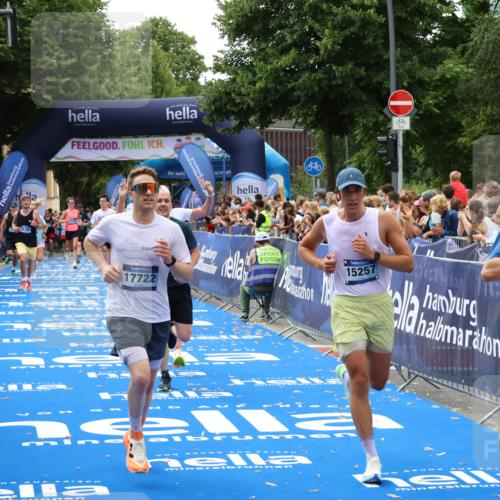 29.06.2025 - hella hamburg halbmarathon Zöllner http://msf.ph/oto/8178526 29.06.2025 10:39:00 Ziel 2980, 3136, 3783, 4359, 6682, 8958, 11447, 13137, 15257, 15561, 15873, 17722, 18734, 19151 meine-sportfotos.de