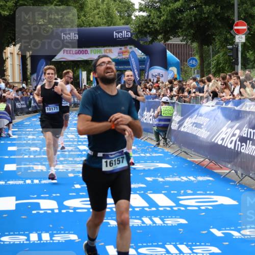 29.06.2025 - hella hamburg halbmarathon Zöllner http://msf.ph/oto/8178654 29.06.2025 10:29:13 Ziel 3043, 8473, 10171, 16157, 19194 meine-sportfotos.de