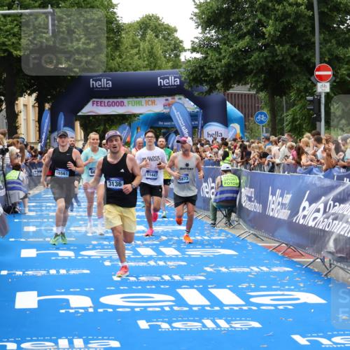 29.06.2025 - hella hamburg halbmarathon Zöllner http://msf.ph/oto/8178658 29.06.2025 10:39:04 Ziel 1164, 1803, 2262, 3136, 4359, 6682, 11447, 13137, 15561, 15873, 16820, 18734, 19151 meine-sportfotos.de