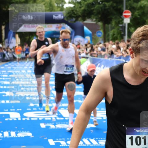 29.06.2025 - hella hamburg halbmarathon Zöllner http://msf.ph/oto/8178793 29.06.2025 10:29:16 Ziel 3043, 8473, 12337, 14395, 19194 meine-sportfotos.de
