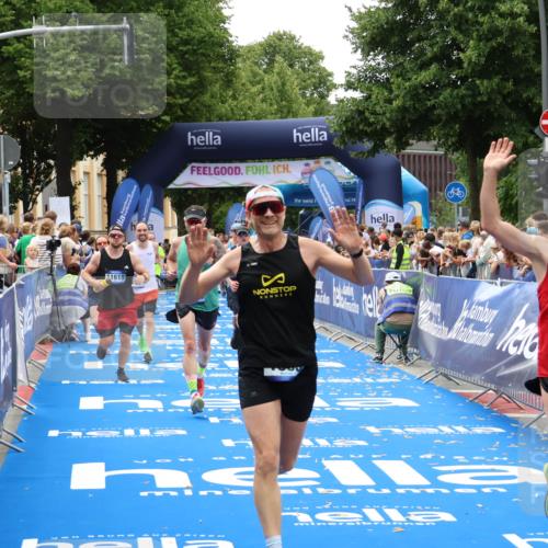 29.06.2025 - hella hamburg halbmarathon Zöllner http://msf.ph/oto/8178860 29.06.2025 10:39:10 Ziel 1164, 1445, 1803, 2262, 4759, 6686, 6687, 11619, 12137, 15556, 16656, 16820, 18149, 18547 meine-sportfotos.de