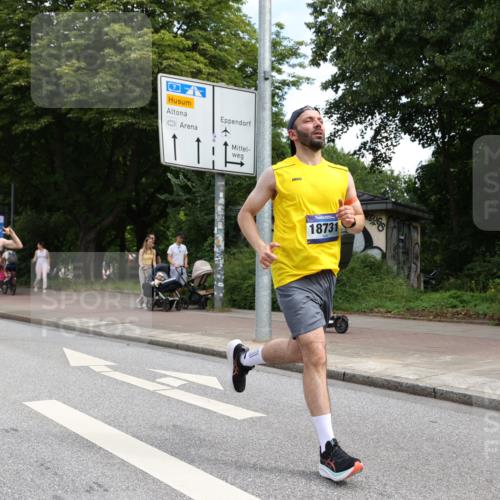 29.06.2025 - hella hamburg halbmarathon Yannick Fuchs http://msf.ph/oto/8179006 29.06.2025 10:28:24 20KM 1053, 1396, 1959, 2243, 2836, 4246, 4602, 5193, 8312, 8956, 11227, 12595, 13618, 14289, 14310, 14466, 14784, 14975, 15268, 15326, 15887, 16724, 16755, 16931, 17191, 17802, 18455, 18731, 18854 meine-sportfotos.de