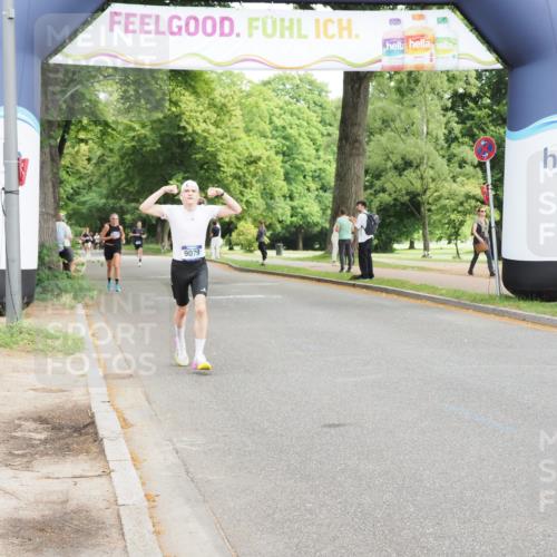29.06.2025 - hella hamburg halbmarathon MichiJ http://msf.ph/oto/8179079 29.06.2025 10:17:00 Zwischen KM18-KM19 15023, 18124, 18692, 19050 meine-sportfotos.de