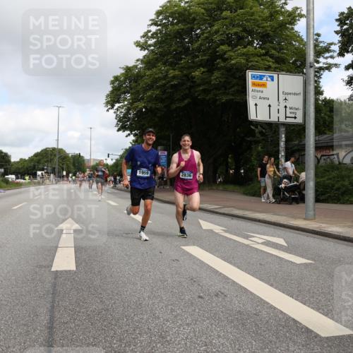 29.06.2025 - hella hamburg halbmarathon Yannick Fuchs http://msf.ph/oto/8179217 29.06.2025 10:28:27 20KM 1053, 1396, 1959, 2243, 2836, 4246, 4602, 5193, 8312, 8956, 11227, 12595, 13618, 14289, 14310, 14466, 14784, 14975, 15268, 15326, 15887, 16724, 16755, 16931, 17191, 17802, 18455, 18731, 18854 meine-sportfotos.de