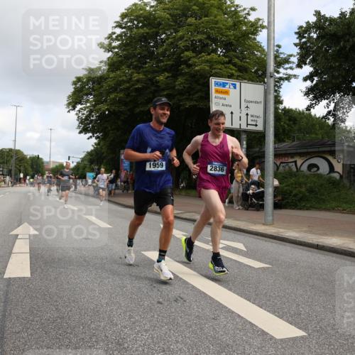 29.06.2025 - hella hamburg halbmarathon Yannick Fuchs http://msf.ph/oto/8179294 29.06.2025 10:28:27 20KM 1053, 1396, 1959, 2243, 2836, 4246, 4602, 5193, 8312, 8956, 11227, 12595, 13618, 14289, 14310, 14466, 14784, 14975, 15268, 15326, 15887, 16724, 16755, 16931, 17191, 17802, 18455, 18731, 18854 meine-sportfotos.de
