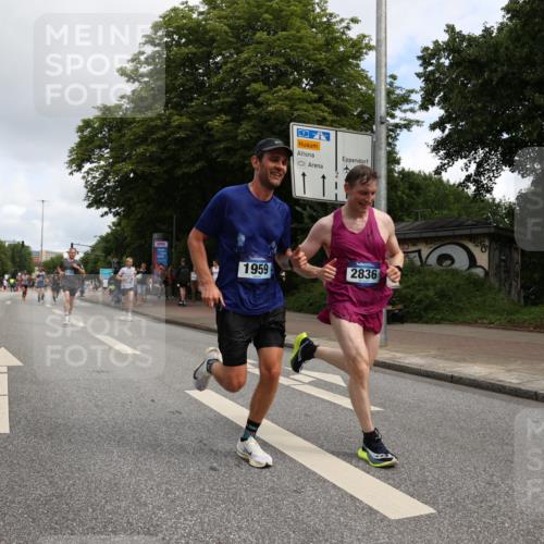 29.06.2025 - hella hamburg halbmarathon Yannick Fuchs http://msf.ph/oto/8179313 29.06.2025 10:28:27 20KM 1053, 1396, 1959, 2243, 2836, 4246, 4602, 5193, 8312, 8956, 11227, 12595, 13618, 14289, 14310, 14466, 14784, 14975, 15268, 15326, 15887, 16724, 16755, 16931, 17191, 17802, 18455, 18731, 18854 meine-sportfotos.de
