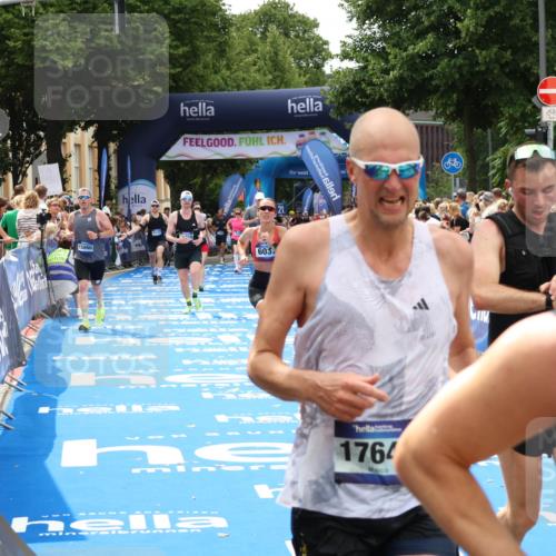 29.06.2025 - hella hamburg halbmarathon Zöllner http://msf.ph/oto/8179386 29.06.2025 10:39:25 Ziel 2972, 6037, 6152, 8319, 8346, 12335, 12372, 13479, 14359, 15013, 15866, 17646 meine-sportfotos.de
