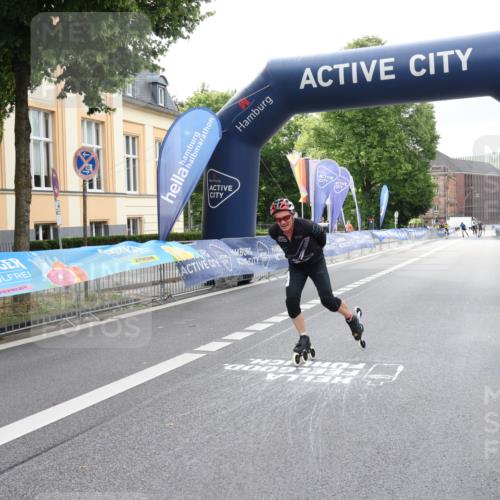 29.06.2025 - hella hamburg halbmarathon Strokosch-Dieckow http://msf.ph/oto/8179438 29.06.2025 09:21:15 Ziel 20017, 20069, 20229, 20540 meine-sportfotos.de