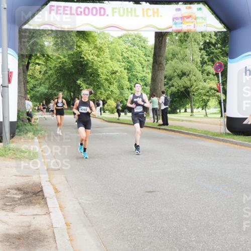 29.06.2025 - hella hamburg halbmarathon MichiJ http://msf.ph/oto/8179491 29.06.2025 10:17:03 Zwischen KM18-KM19 9079, 12341, 15023, 18124, 18692, 19050 meine-sportfotos.de