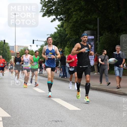 29.06.2025 - hella hamburg halbmarathon Yannick Fuchs http://msf.ph/oto/8179625 29.06.2025 10:28:32 20KM 1053, 1396, 1743, 1959, 2243, 2836, 4246, 5193, 8312, 9345, 10865, 11227, 12595, 13066, 13493, 13494, 13618, 14289, 14310, 14784, 15268, 15326, 15887, 16724, 16755, 17191, 17489, 17802, 18099, 18731, 18854, 18906 meine-sportfotos.de