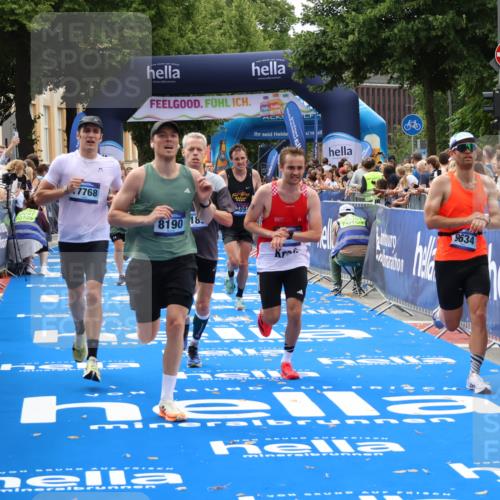 29.06.2025 - hella hamburg halbmarathon Zöllner http://msf.ph/oto/8179718 29.06.2025 10:30:09 Ziel 1758, 2689, 3189, 8190, 9634, 10270, 12308, 15507, 17768 meine-sportfotos.de