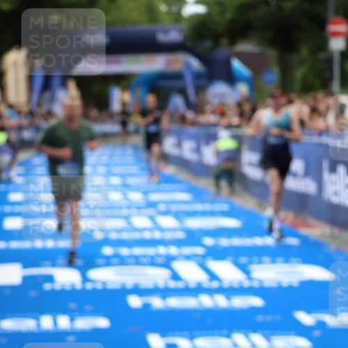 29.06.2025 - hella hamburg halbmarathon Zöllner http://msf.ph/oto/8179783 29.06.2025 10:30:12 Ziel 1758, 2689, 8323, 12308, 15507 meine-sportfotos.de