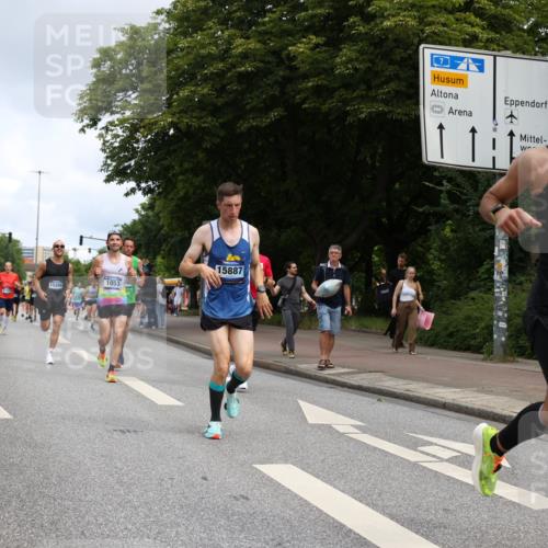 29.06.2025 - hella hamburg halbmarathon Yannick Fuchs http://msf.ph/oto/8179839 29.06.2025 10:28:34 20KM 1053, 1396, 1743, 2243, 2836, 4246, 5193, 8312, 9345, 10865, 11227, 12595, 13066, 13493, 13494, 13618, 14289, 14310, 14784, 15268, 15326, 15887, 16243, 16724, 16755, 17191, 17489, 18099, 18906 meine-sportfotos.de
