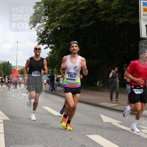 29.06.2025 - hella hamburg halbmarathon Yannick Fuchs http://msf.ph/oto/8179949 29.06.2025 10:28:35 20KM 1053, 1396, 1743, 2243, 2836, 4246, 5193, 8312, 9345, 10865, 11227, 12595, 13066, 13493, 13494, 13618, 14289, 14310, 14784, 15268, 15326, 15887, 16243, 16724, 16755, 17191, 17489, 18099, 18906 meine-sportfotos.de