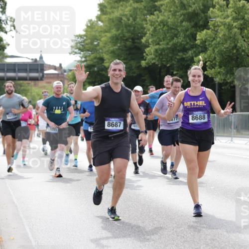29.06.2025 - hella hamburg halbmarathon Jannik Wohlers http://msf.ph/oto/8180052 29.06.2025 10:22:47 Lombardsbrücke 1362, 2925, 3029, 4190, 4266, 4728, 4793, 6502, 6578, 6784, 6785, 6849, 7891, 8687, 8688, 8716, 8918, 8920, 9133, 9301, 9877, 9913, 10739, 11798, 12025, 12073, 12265, 13560, 14041, 14338, 14821, 16416, 16558, 16565, 16566, 17013, 17099, 17207, 17299, 17657, 17719 meine-sportfotos.de