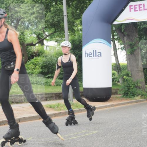 29.06.2025 - hella hamburg halbmarathon KatJ http://msf.ph/oto/8180085 29.06.2025 09:22:26 Zwischen KM18-KM19  meine-sportfotos.de