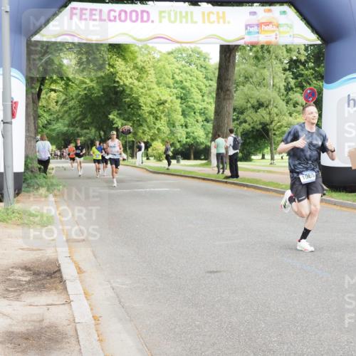 29.06.2025 - hella hamburg halbmarathon MichiJ http://msf.ph/oto/8180088 29.06.2025 10:17:09 Zwischen KM18-KM19 1065, 9079, 9097, 12341, 15136 meine-sportfotos.de