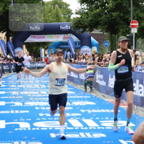 29.06.2025 - hella hamburg halbmarathon Zöllner http://msf.ph/oto/8180102 29.06.2025 10:30:48 Ziel 3379, 7055, 7481, 9381, 9508, 18235, 18871 meine-sportfotos.de