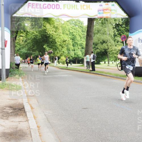 29.06.2025 - hella hamburg halbmarathon MichiJ http://msf.ph/oto/8180131 29.06.2025 10:17:09 Zwischen KM18-KM19 1065, 9079, 9097, 12341, 15136 meine-sportfotos.de