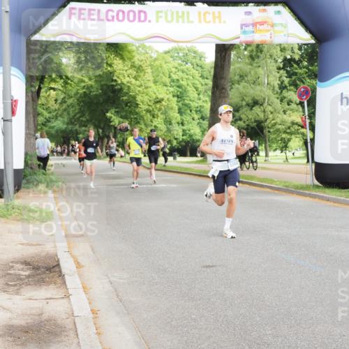 29.06.2025 - hella hamburg halbmarathon MichiJ http://msf.ph/oto/8180470 29.06.2025 10:17:12 Zwischen KM18-KM19 1065, 5344, 9097, 15136 meine-sportfotos.de