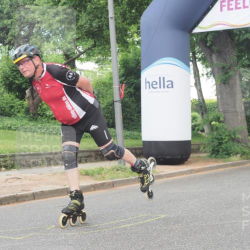 29.06.2025 - hella hamburg halbmarathon KatJ http://msf.ph/oto/8180488 29.06.2025 09:22:33 Zwischen KM18-KM19  meine-sportfotos.de